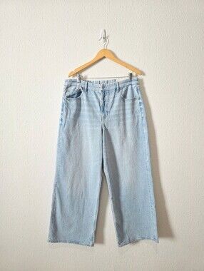 NEW AE Light Wash Baggy Straight Jeans 18s
